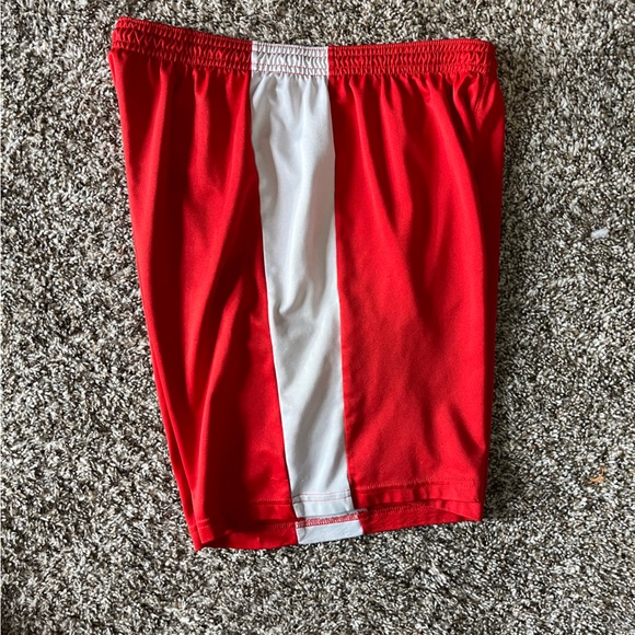 Puma athletic shorts - Picture 2 of 3